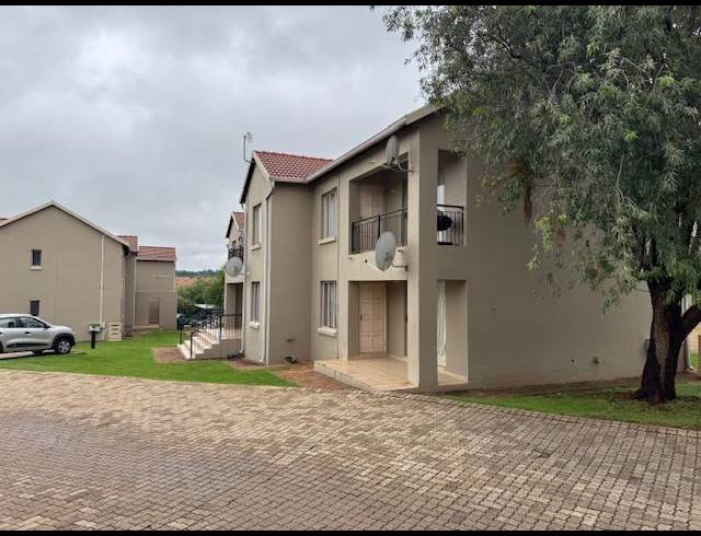 1 BEDROOM APARTMENT FOR SALE IN WILLOWBROOK